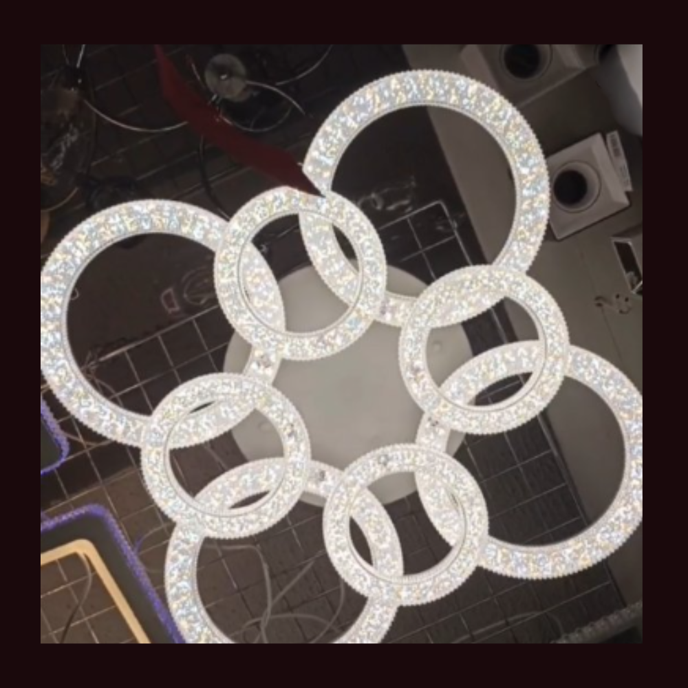 Lustra LED Ring Dazzle 8, cu telecomanda, auriu, cu trei tipuri de lumina