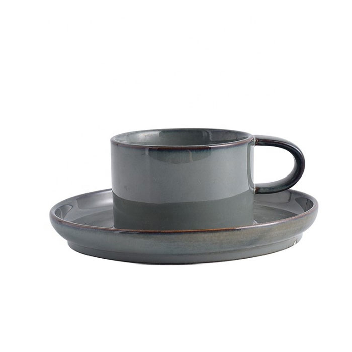 Ceasca Ceramica Oita, cu toarta si farfurie, 200ml